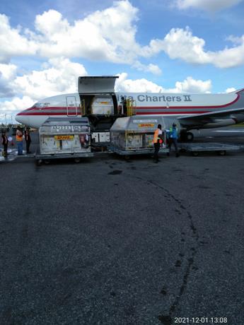 el-pais-recibe-lote-de-503-mil-dosis-de-pfizer-procedente-de-miami