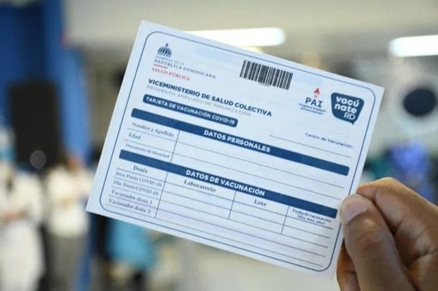 b55680fe-7592192e-c34663a1-2a84a932-tarjeta_vacuna-616e205ab010d-617187473b0d6-61ca324631373-61f71a3590dd4-640x426