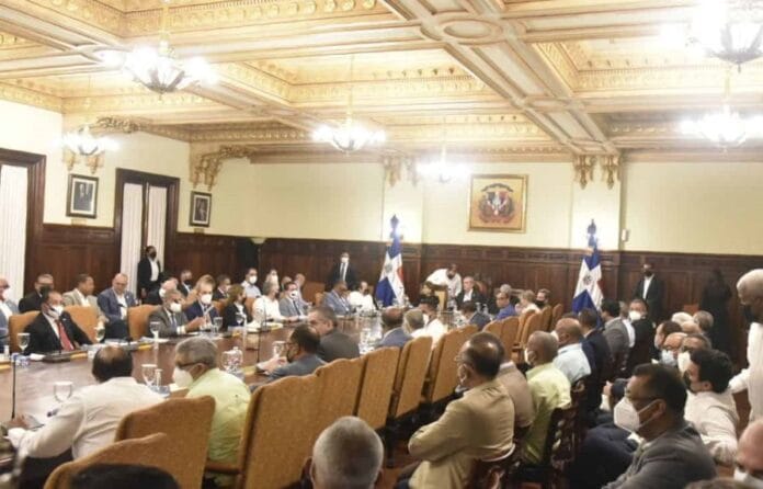 consejo-re-d25a87a0-focus-0-0-895-573