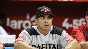 luis-rojas-5d2c6d10-focus-0-0-895-573