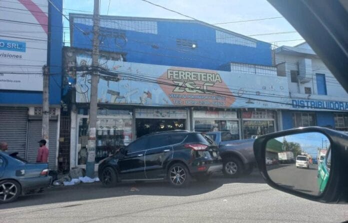 ferretería-1e295ab9-focus-0-0-895-573