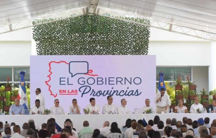 e06be0c2-22f5-494b-b98d-33866aa0bdbc-afb6d5b3-focus-min0.06-min0.45-895-573 (1)