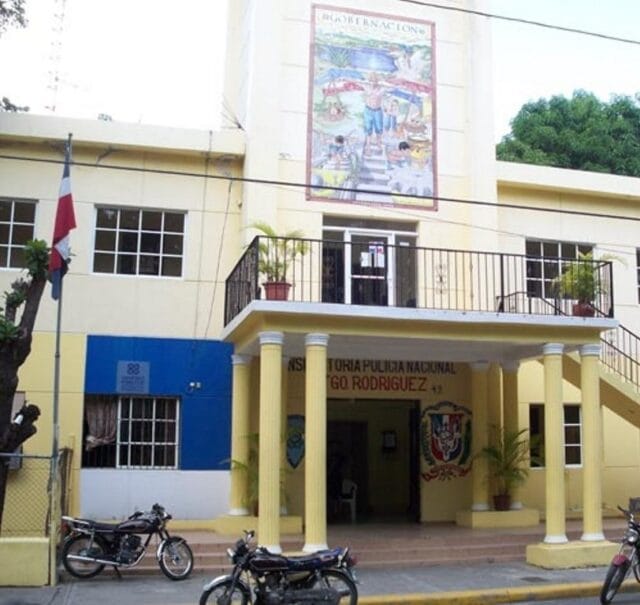 whatsapp-image-2022-05-09-at-3-52-35-pm-62798019b7394-640x605