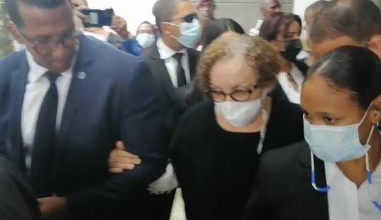 miriam-germán-brito-en-pésame-a-familia-jorge-mera-de17d490-focus-0.02-0.11-515-320