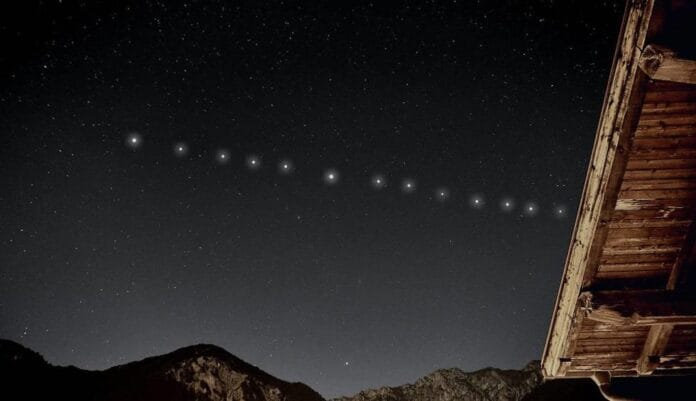 starlink-3233295e-focus-0-0-895-573