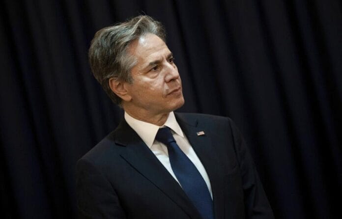 ap22109799932195-eaf04319-focus-0-0-895-573